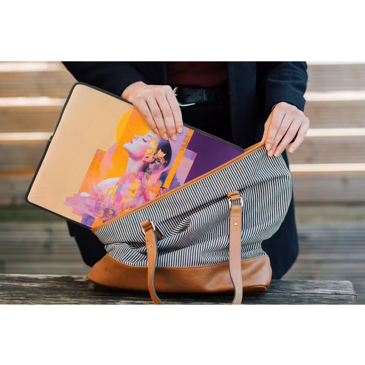 Abstract - Portret - Vrouw - Kleurrijk laptophoes neopreen klein -tas