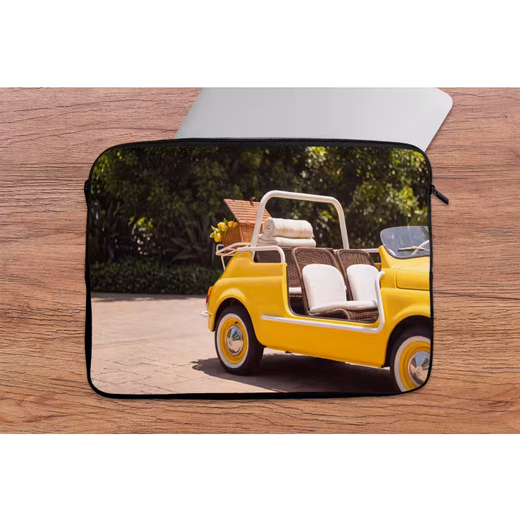 Auto - Picknick - Zomer - Geel laptophoes neopreen klein -tafel