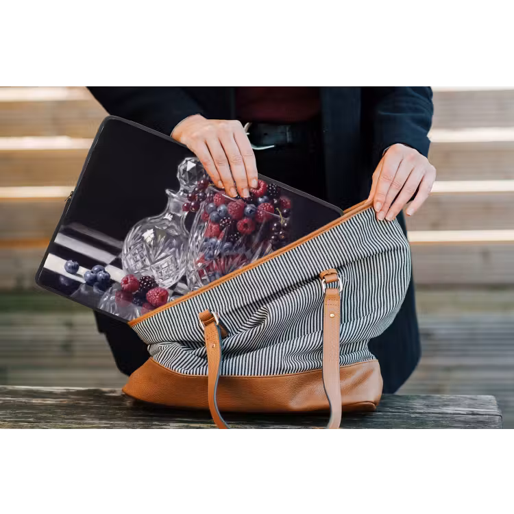 Laptophoes Bessen - Kristal - Stilleven - Bessen - Kristal - Stilleven laptophoes neopreen klein