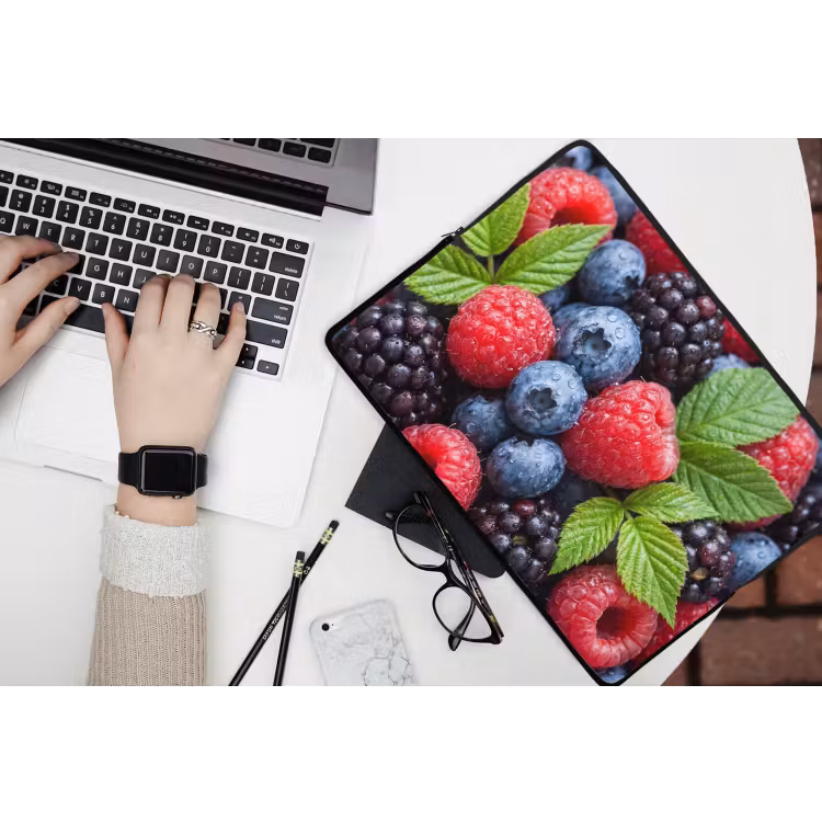 Bessen - Vers - Waterdruppels - Kleurrijk - Eten laptophoes neopreen klein -bureau