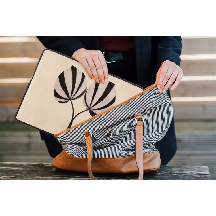 Bladeren - Gestreept - Stengel - Beige laptophoes neopreen klein -tas