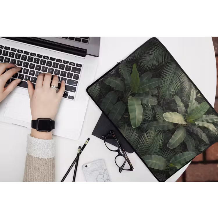 Bladeren - Groen - Tropisch - Natuur laptophoes neopreen klein -bureau