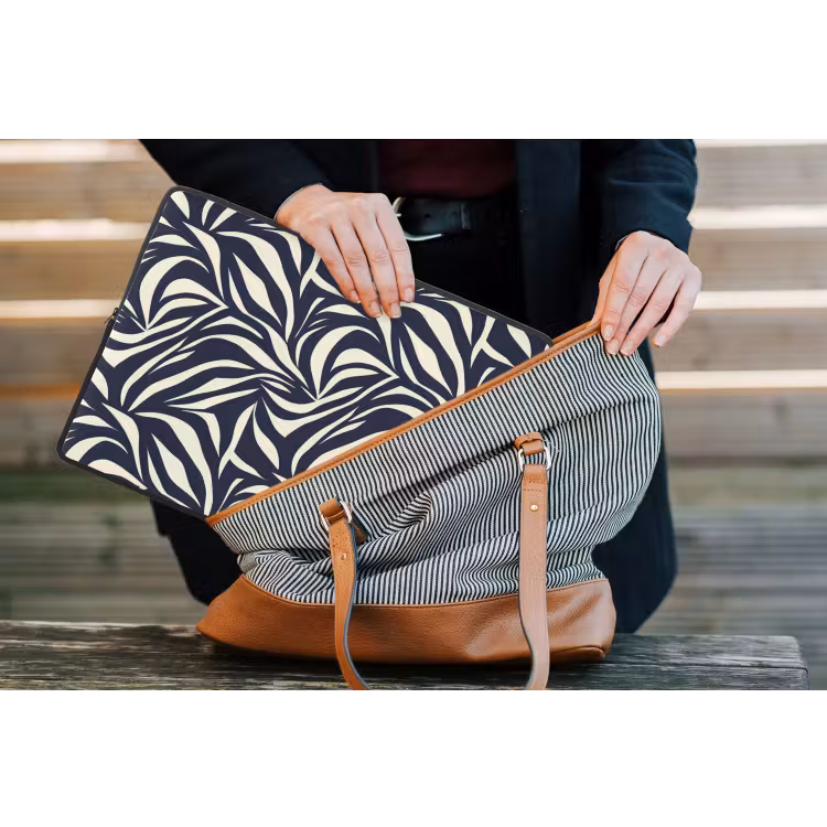 Bladvormen - Blauw - Patroon - Wit laptophoes neopreen klein 279 -tas