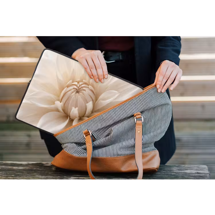 Bloem - Dahlia - Wit laptophoes neopreen klein -tas
