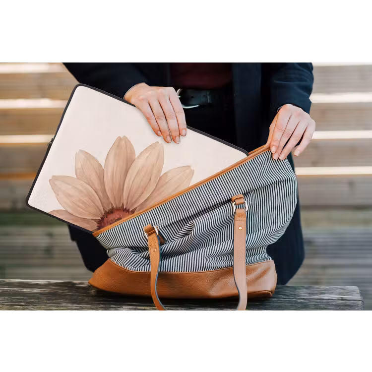 Bloemen - Bloemblad - Natuur - Aquarel - Beige laptophoes neopreen klein -tas