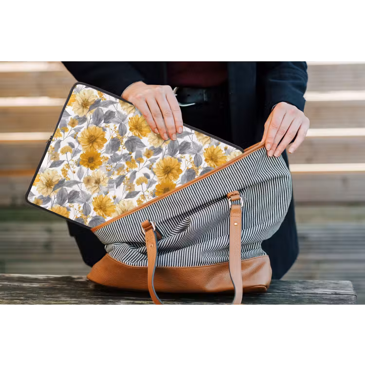 Bloemen - Botanisch - Elegant - Okergeel - Grijs laptophoes neopreen klein 279 -tas