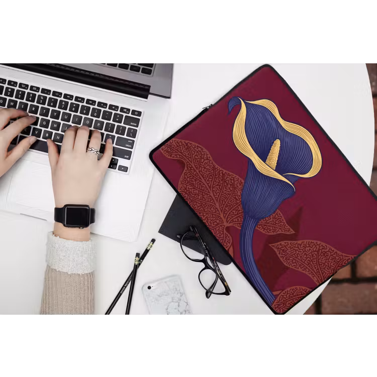 Laptophoes Bloemen - Modern - Paars - Bloemen - Modern - Paars laptophoes neopreen klein