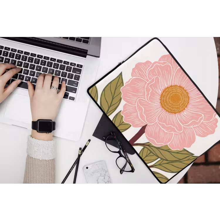 Laptophoes Bloemen - Roze - Illustratie - Bloemen - Roze - Illustratie laptophoes neopreen klein