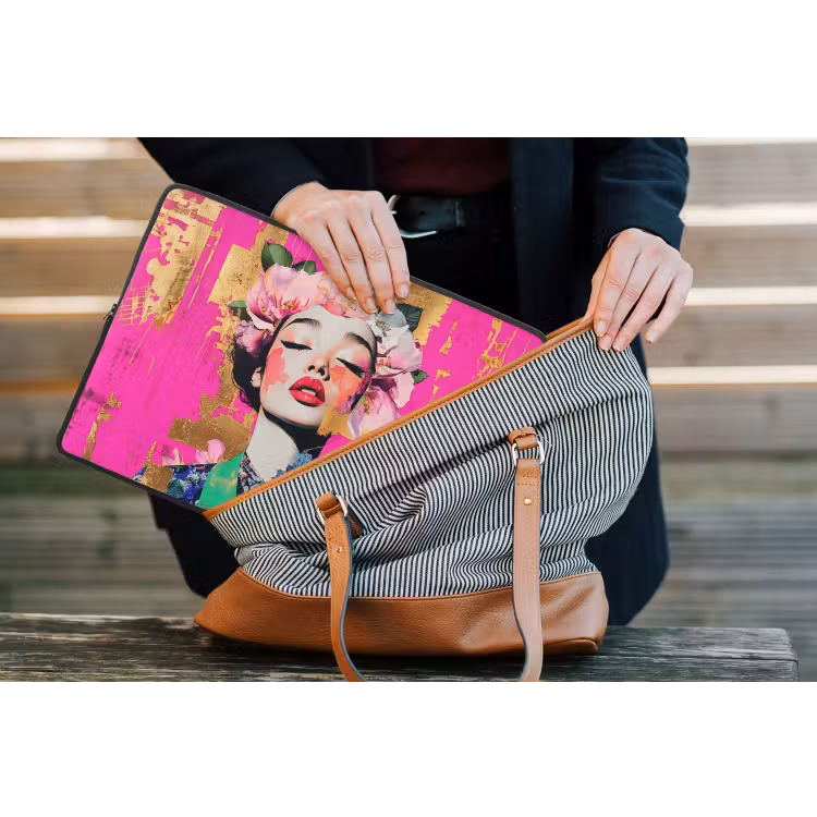 Bloemenkroon - Goud - Vrouw - Portret laptophoes neopreen klein -tas