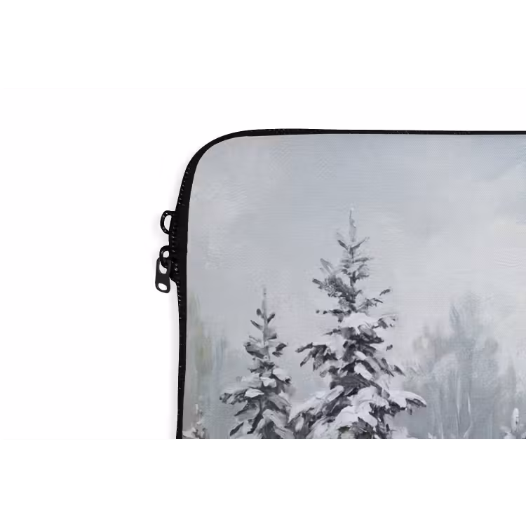 Bospad - Dennen - Sneeuw - Winter - Rustgevend laptophoes neopreen klein -detail