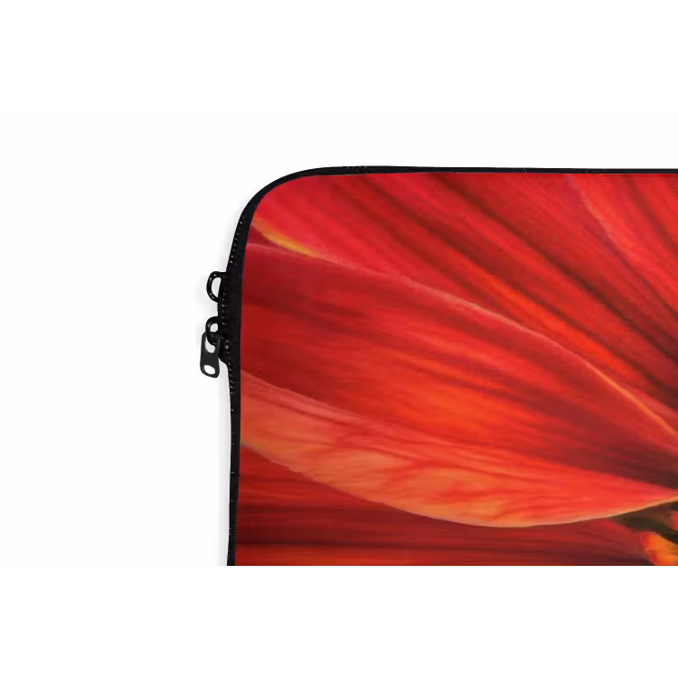 Close up - Bloem - Quote - Rood laptophoes neopreen klein -detail
