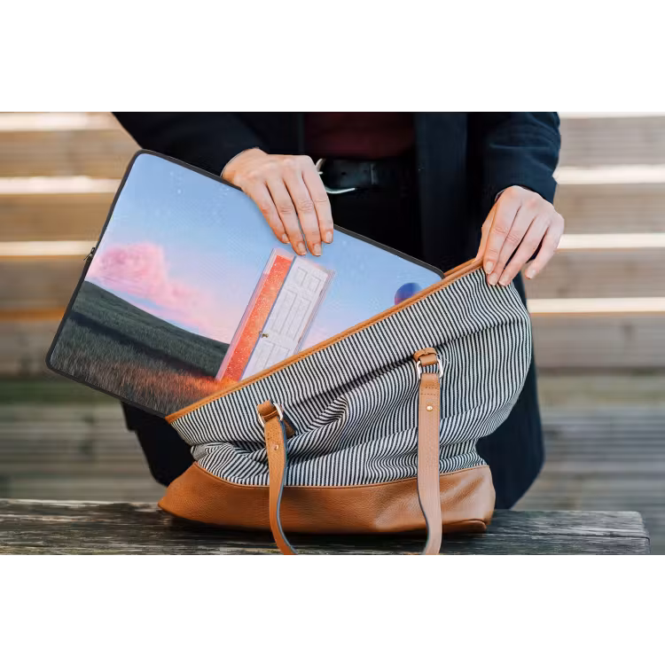 Laptophoes Deur - Fantasie - Ruimte - Deur - Fantasie - Ruimte laptophoes neopreen klein