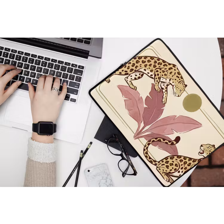 Dieren - Kat - Jungle - Illustratie - Beige laptophoes neopreen klein -bureau
