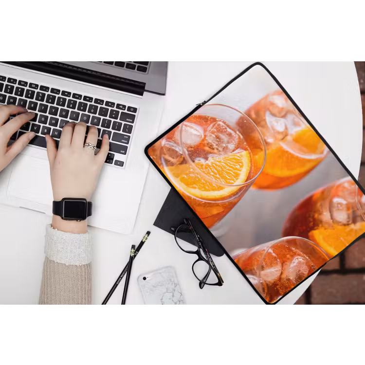 Drank - Sinaasappel - IJs - Zomer - Oranje laptophoes neopreen klein -bureau