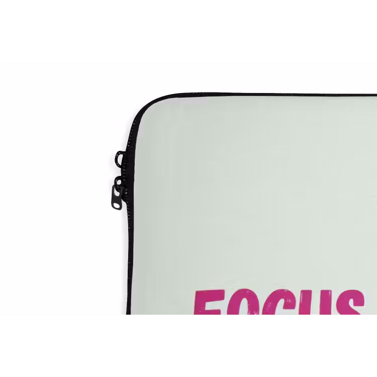 Focus on the good - Beige - Roze laptophoes neopreen klein -detail