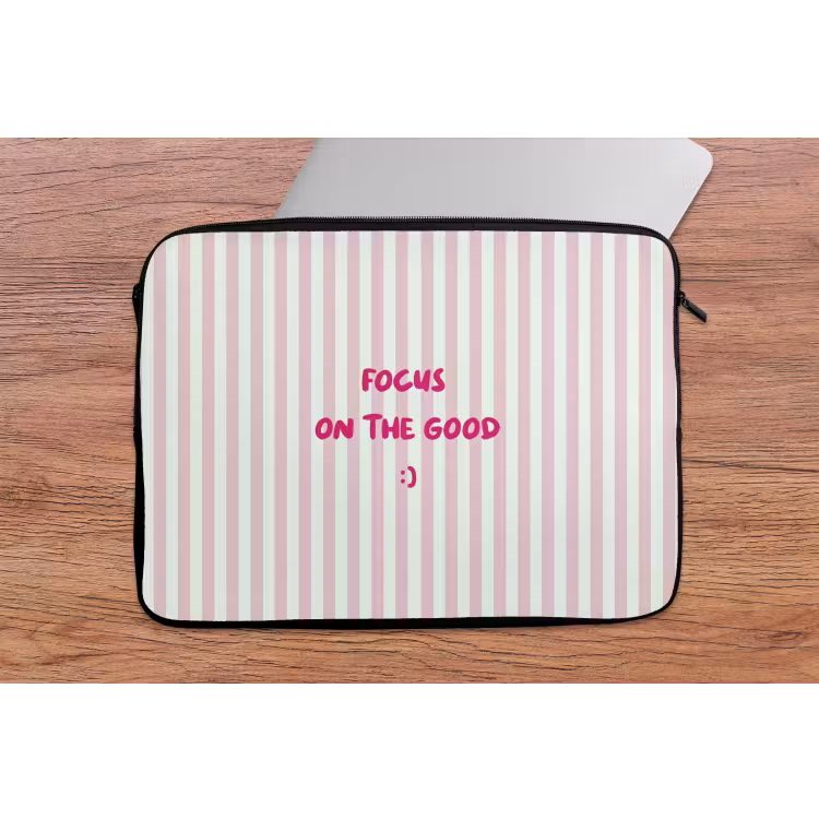 Focus on the good - Strepen - Roze - Smiley laptophoes neopreen klein -tafel