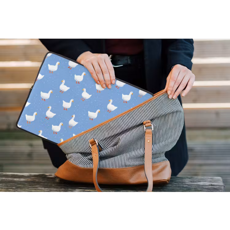 Ganzen - Elegant - Blauw laptophoes neopreen klein 279 -tas