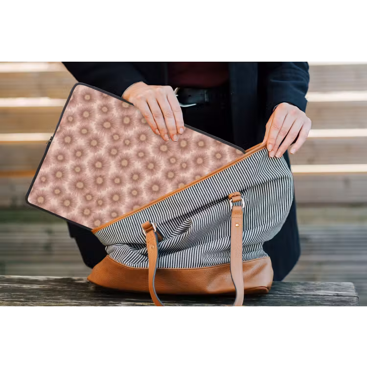 Gerbera - Bloemen - Roze laptophoes neopreen klein 279 -tas