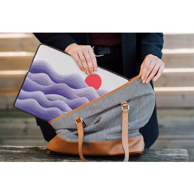Golven - Zon - Natuur - Abstract - Rood laptophoes neopreen klein -tas