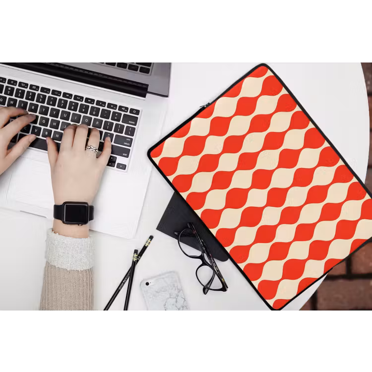 Golvend patroon - Retro - Rood - Beige laptophoes neopreen klein 279 -bureau
