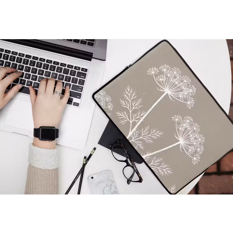 Grafisch - Fluitenkruid - Taupe laptophoes neopreen klein -bureau