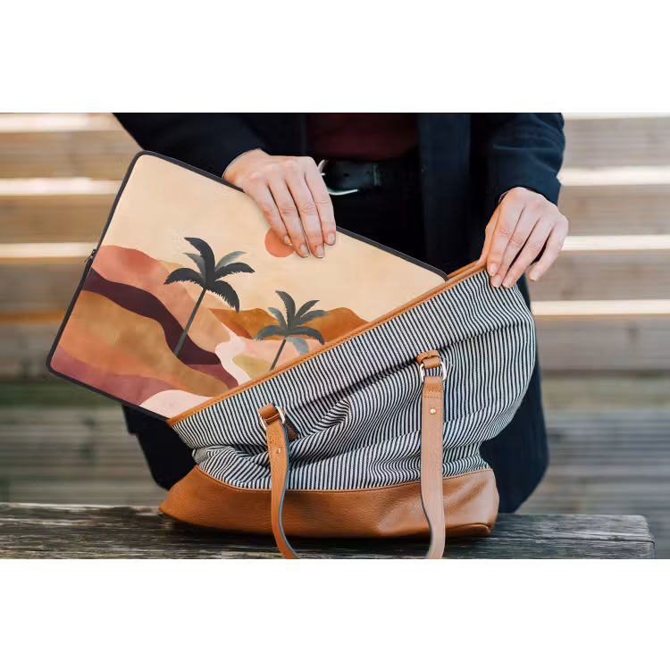 Heuvels - Palmbomen - Abstract laptophoes neopreen klein -tas