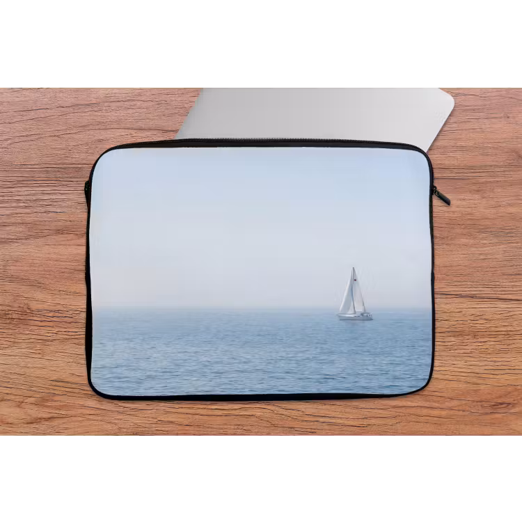Horizon - Zeilboot - Zee laptophoes neopreen klein -tafel