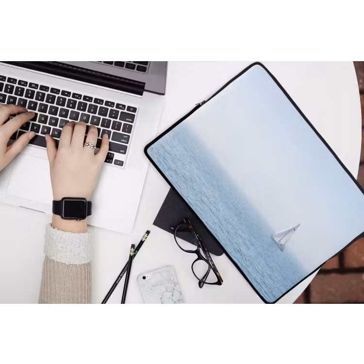 Horizon - Zeilboot - Zee laptophoes neopreen klein -bureau