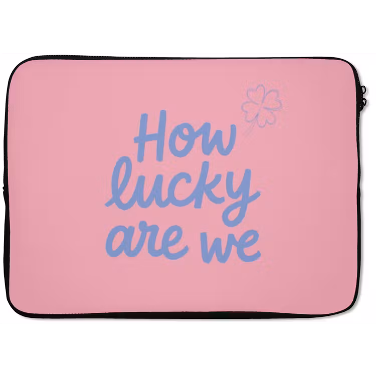 How lucky are we - Klavervier - Roze - Blauw laptophoes neopreen klein -zkaufland3dotto