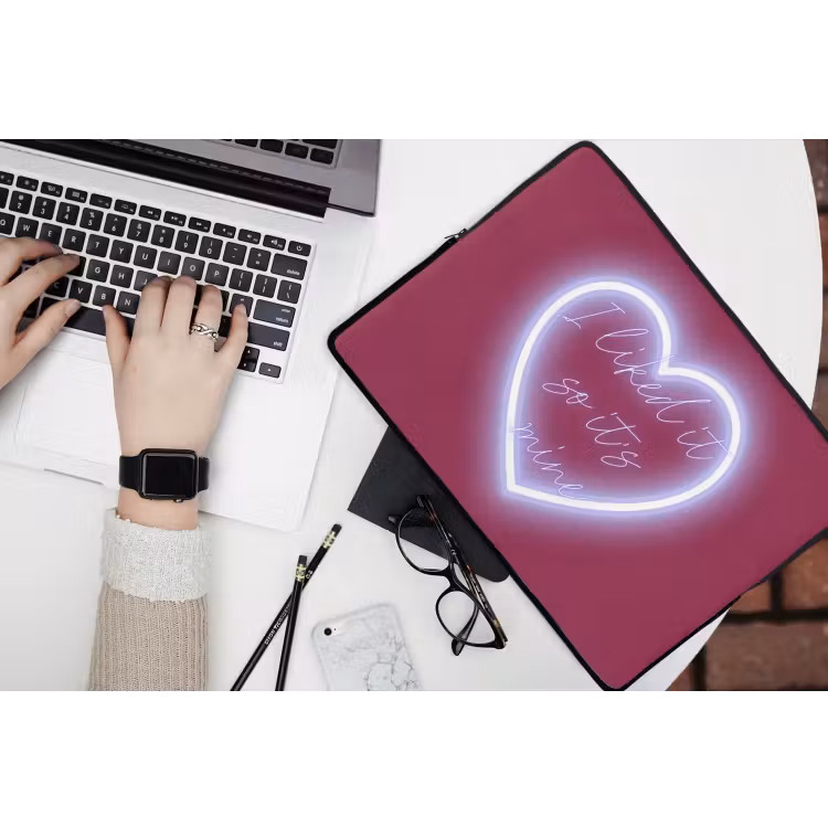 I liked it so it's mine - Neon hart - Roze laptophoes neopreen klein -bureau