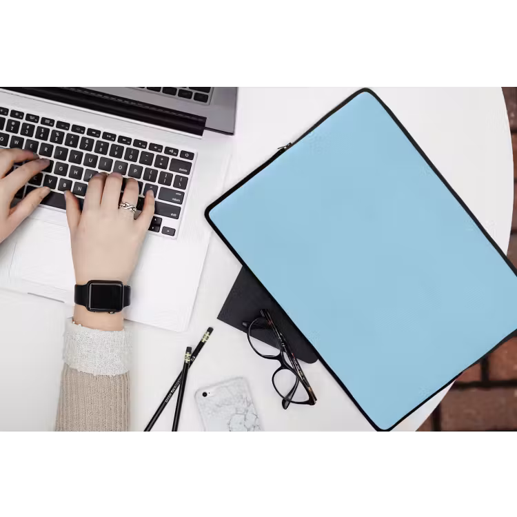Ice - Blue - Blauw laptophoes neopreen klein 279 -bureau