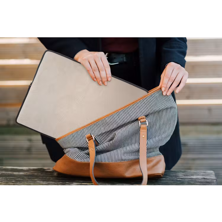 Japandi - Beige - Modern laptophoes neopreen klein -tas