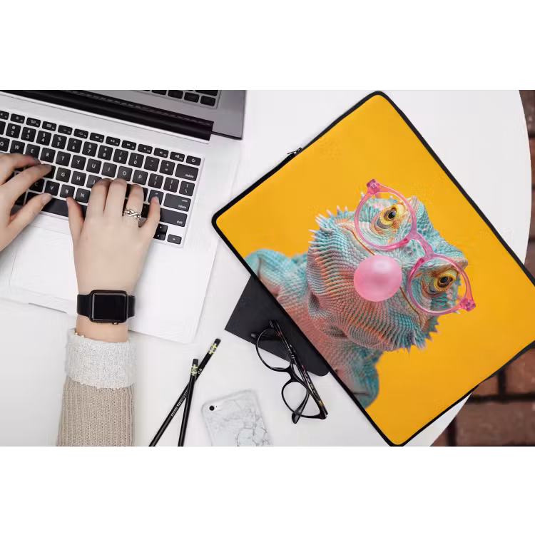 Kameleon - Kauwgom - Kleurrijk laptophoes neopreen klein -bureau
