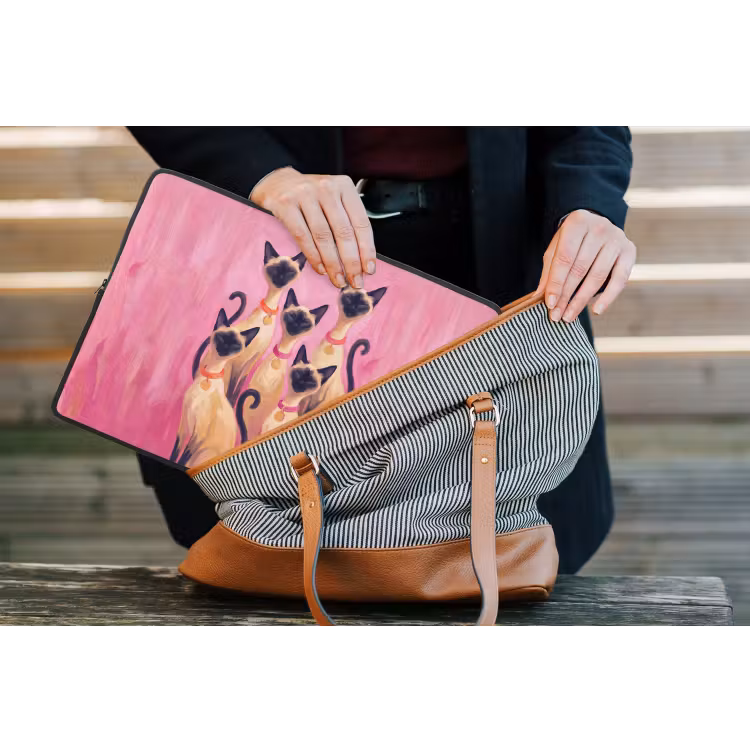 Kat - Groep - Dieren - Modern - Roze laptophoes neopreen klein -tas