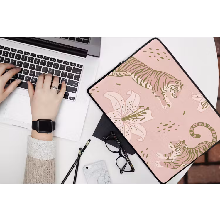 Kat - Springend - Bloemen - Abstract - Roze laptophoes neopreen klein -bureau
