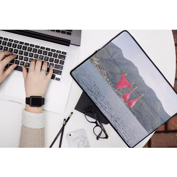 Kleding - Badkleding - Waslijn - Zomer - Roze laptophoes neopreen klein -bureau