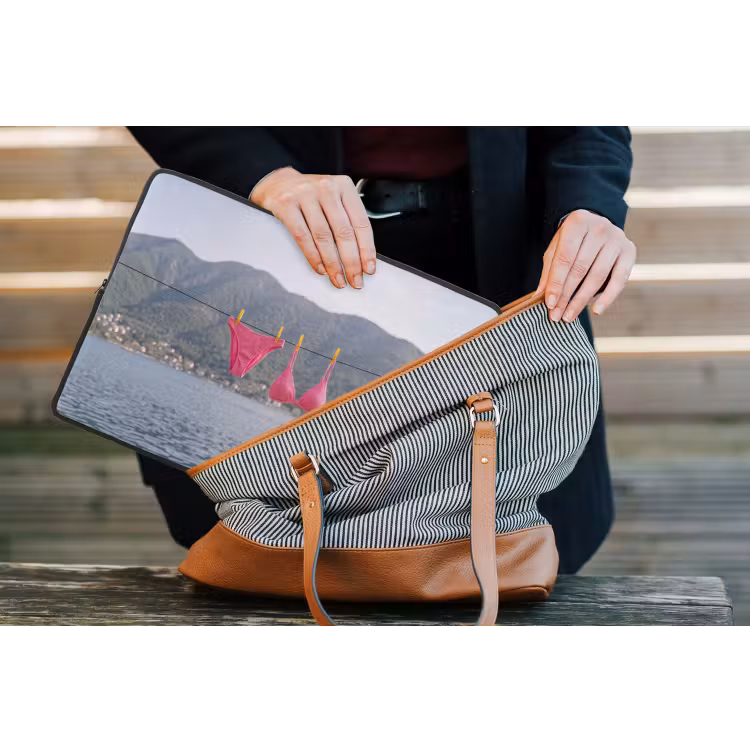 Kleding - Badkleding - Waslijn - Zomer - Roze laptophoes neopreen klein -tas