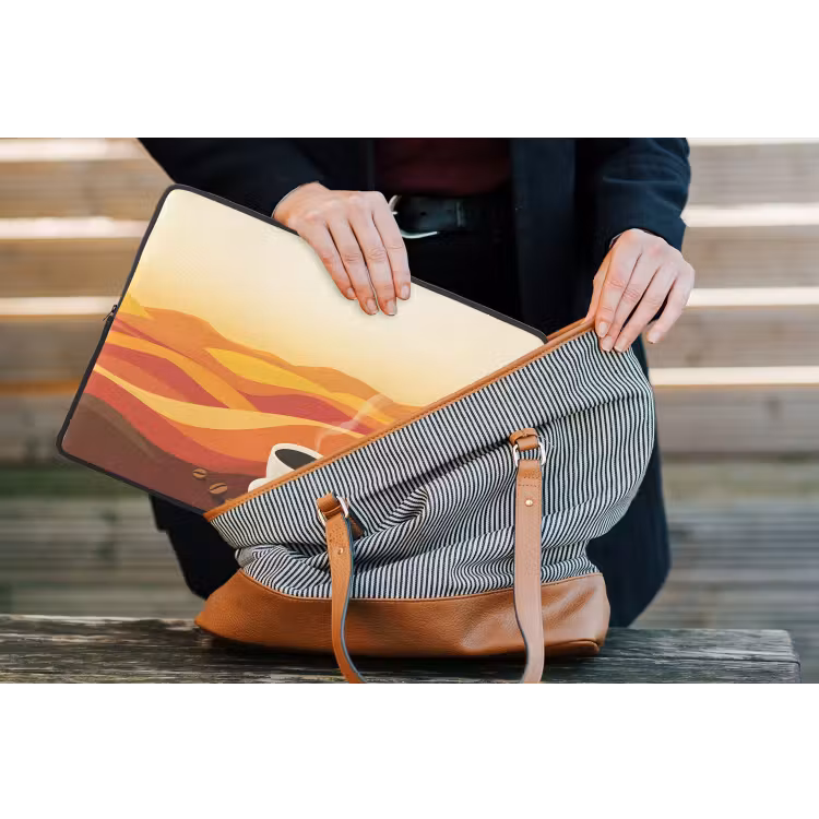 Koffie - Landschap - Oranje - Koffiebonen laptophoes neopreen klein -tas