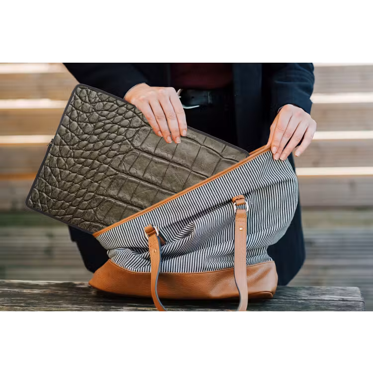 Krokodillenleer - Structuur - Groen laptophoes neopreen klein -tas