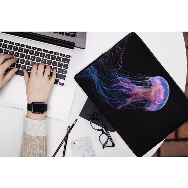 Kwal - Doorzichtig - Roze - Tentakels laptophoes neopreen klein -bureau