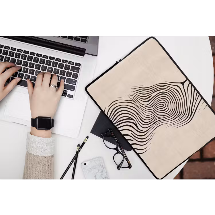 Lijnen - Abstract - Golvend - Zwart laptophoes neopreen klein -bureau