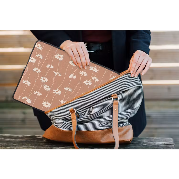 Madeliefjes - Subtiel - Terracotta laptophoes neopreen klein 279 -tas