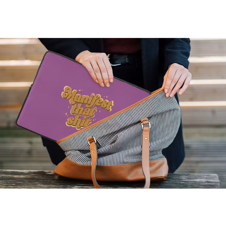 Manifest that shit - Paars - Glitter laptophoes neopreen klein -tas