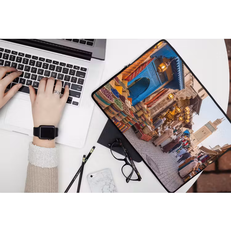 Laptophoes Markt - Oosters - Kleurrijk - Markt - Oosters - Kleurrijk laptophoes neopreen klein