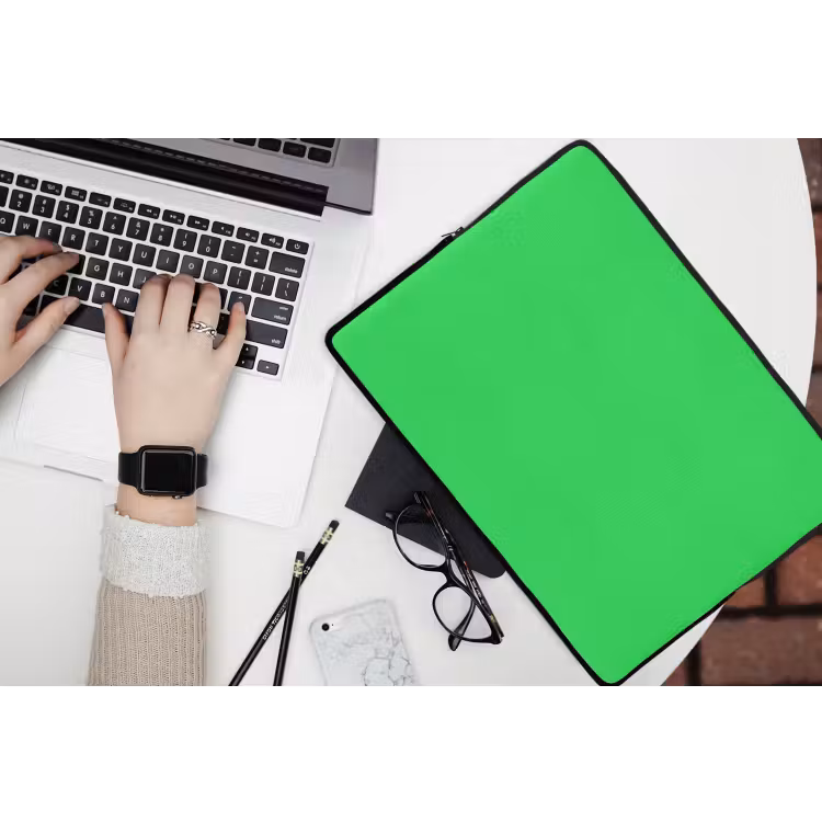 Mint - Green - Groen laptophoes neopreen klein 279 -bureau