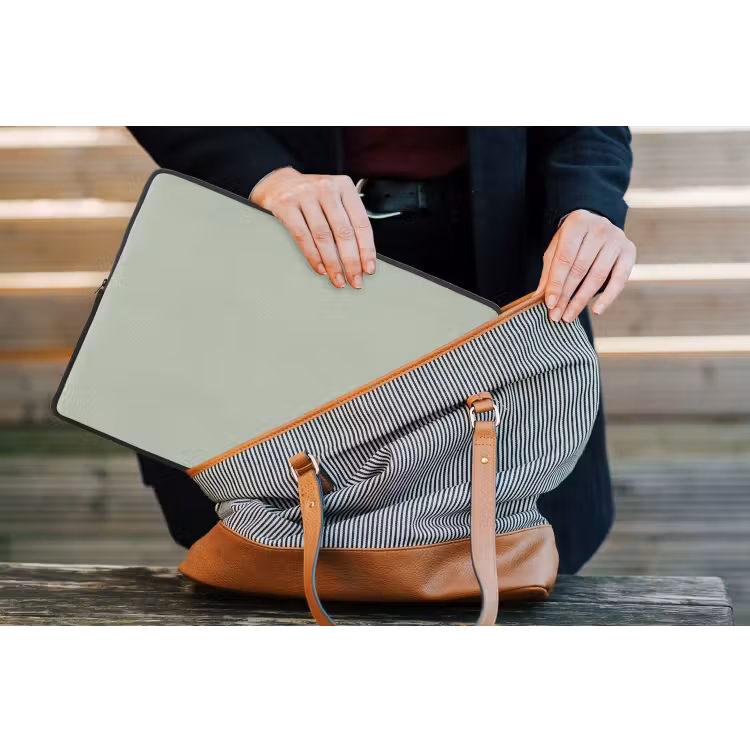 Kleur - Mintgroen - Interieur laptophoes neopreen klein 279 -tas