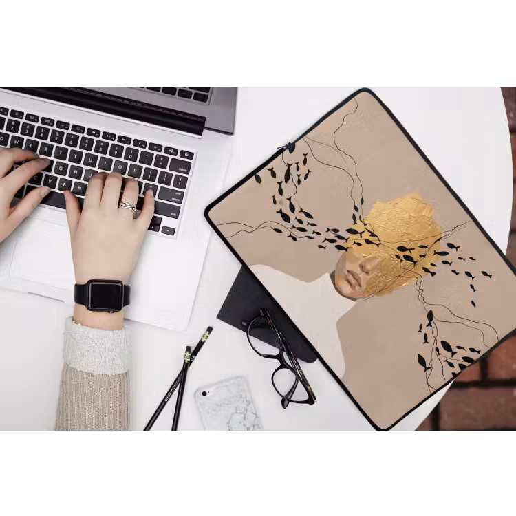 Modern - Vrouw - Goud laptophoes neopreen klein -bureau