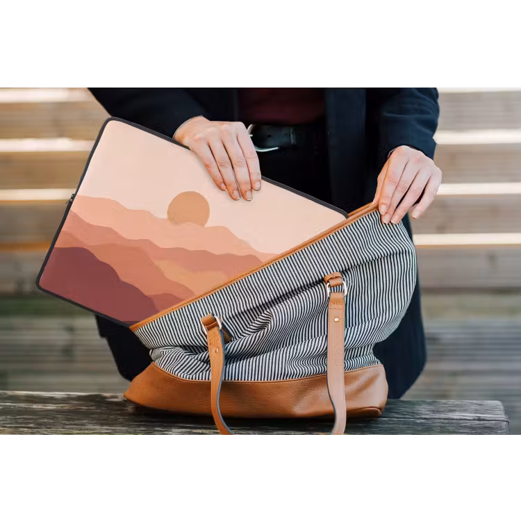Natuur - Heuvels - Abstract - Modern - Oranje laptophoes neopreen klein -tas