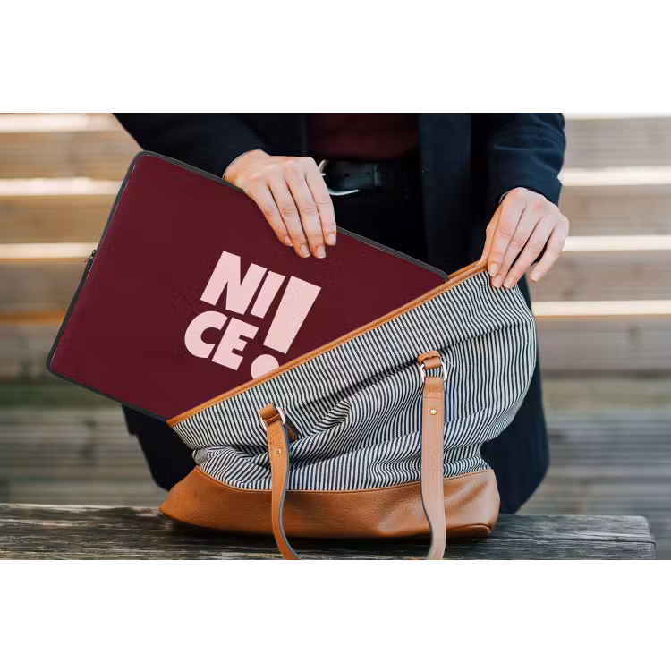 Nice - Uitroepteken - Rood laptophoes neopreen klein -tas