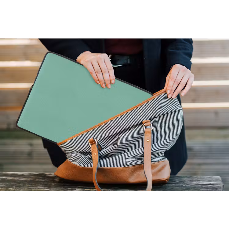 Ocean - Jade - Groen laptophoes neopreen klein 279 -tas